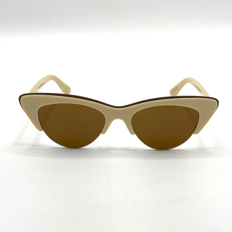 Razor cat eye