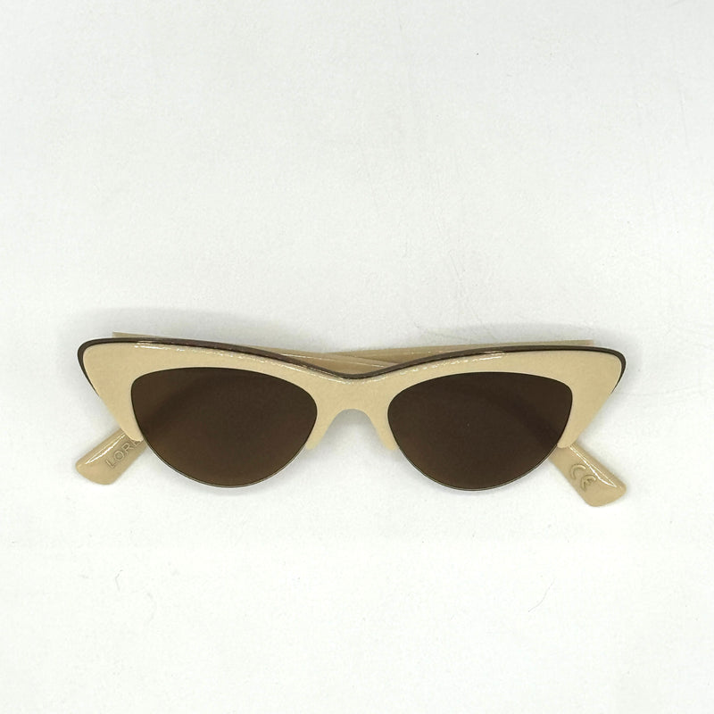 Razor cat eye